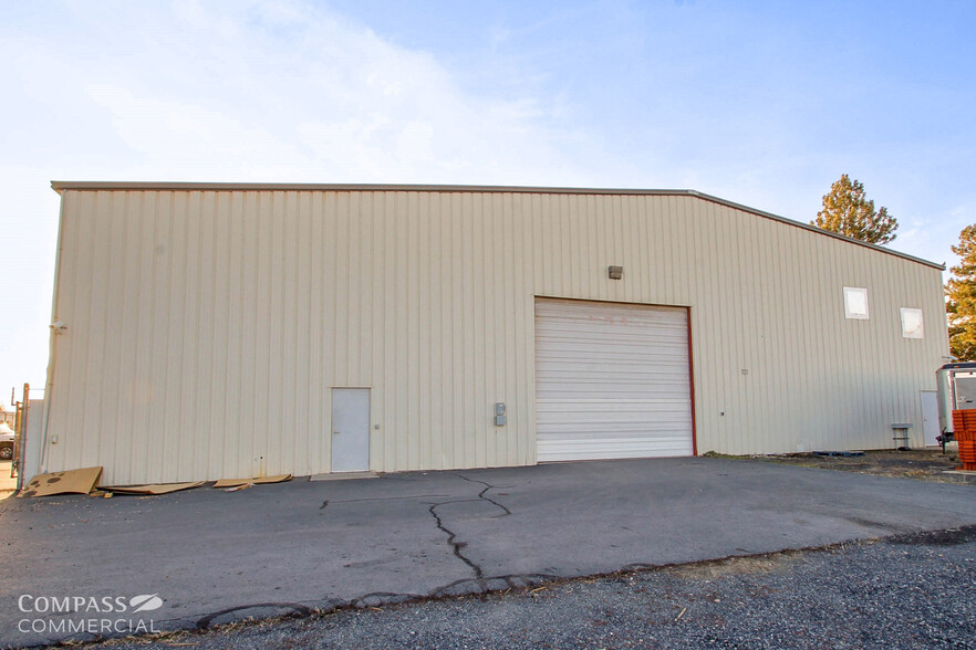 110 SE 9th St, Bend, OR for lease - Building Photo - Image 2 of 7