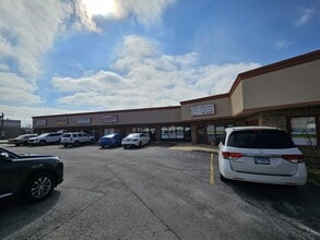 4815 155th St, Oak Forest, IL for lease Building Photo- Image 2 of 5