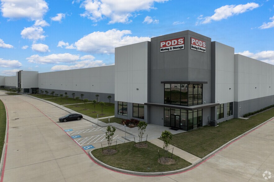 31067 Kingsland Blvd, Brookshire, TX for lease - Primary Photo - Image 1 of 5