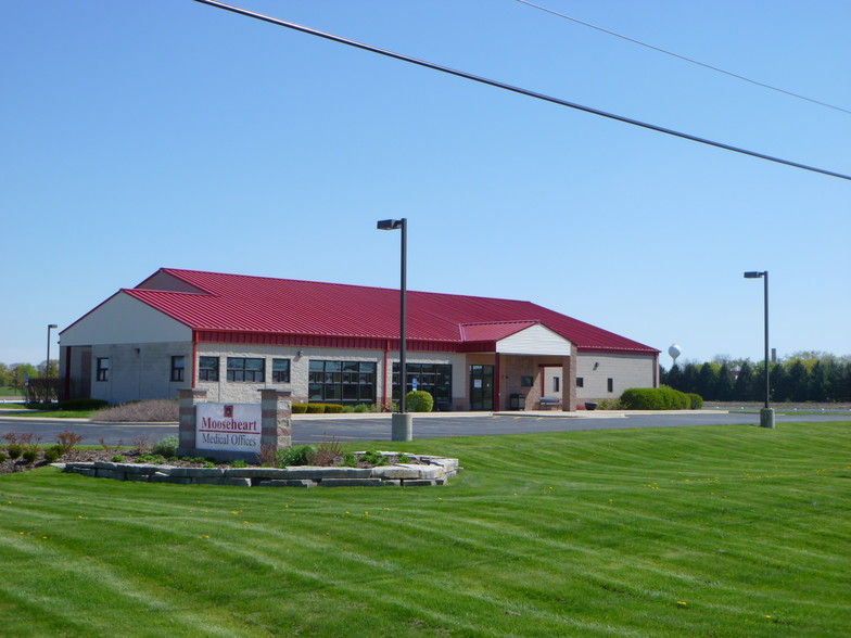 37W002 S Mooseheart Rd, Mooseheart, IL for lease - Building Photo - Image 3 of 7