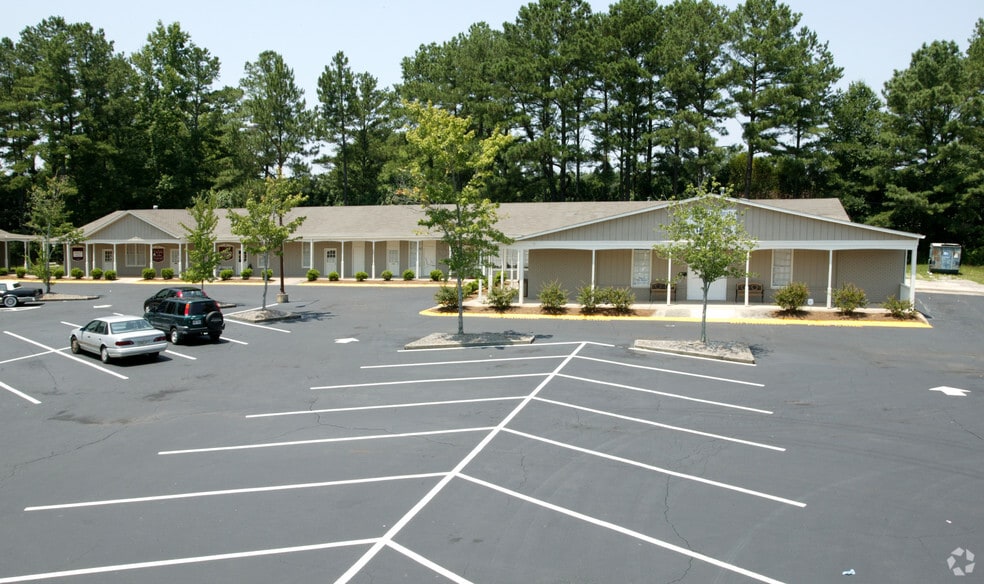 4650 Flat Shoals Rd, Union City, GA for lease - Building Photo - Image 2 of 10