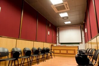 Avenida de la Verbena de la Paloma, 12, Madrid, Madrid for lease Interior Photo- Image 1 of 5