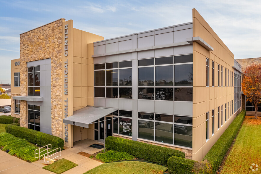 1005 W Ralph Hall Pky, Rockwall, TX for lease - Building Photo - Image 2 of 4