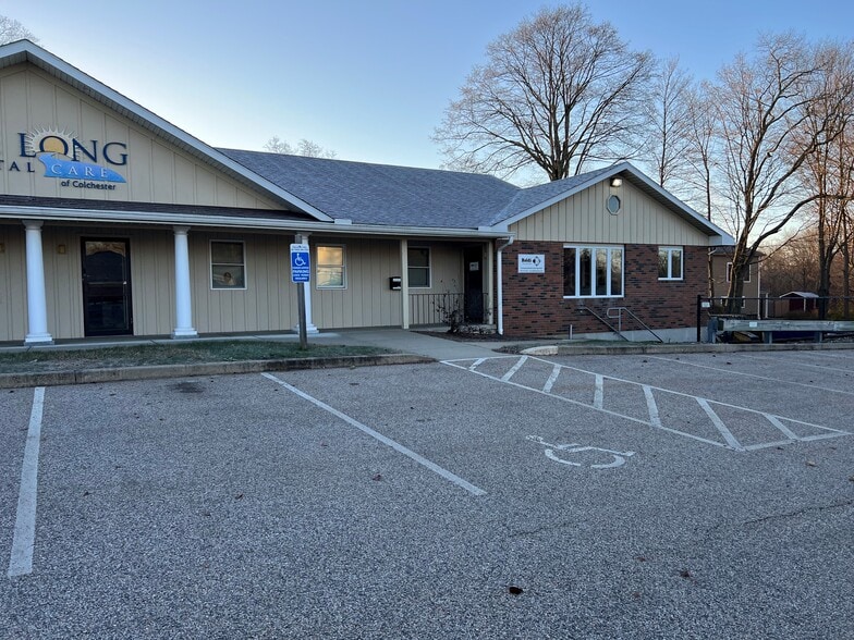 151 Broadway St, Colchester, CT for sale - Building Photo - Image 1 of 1