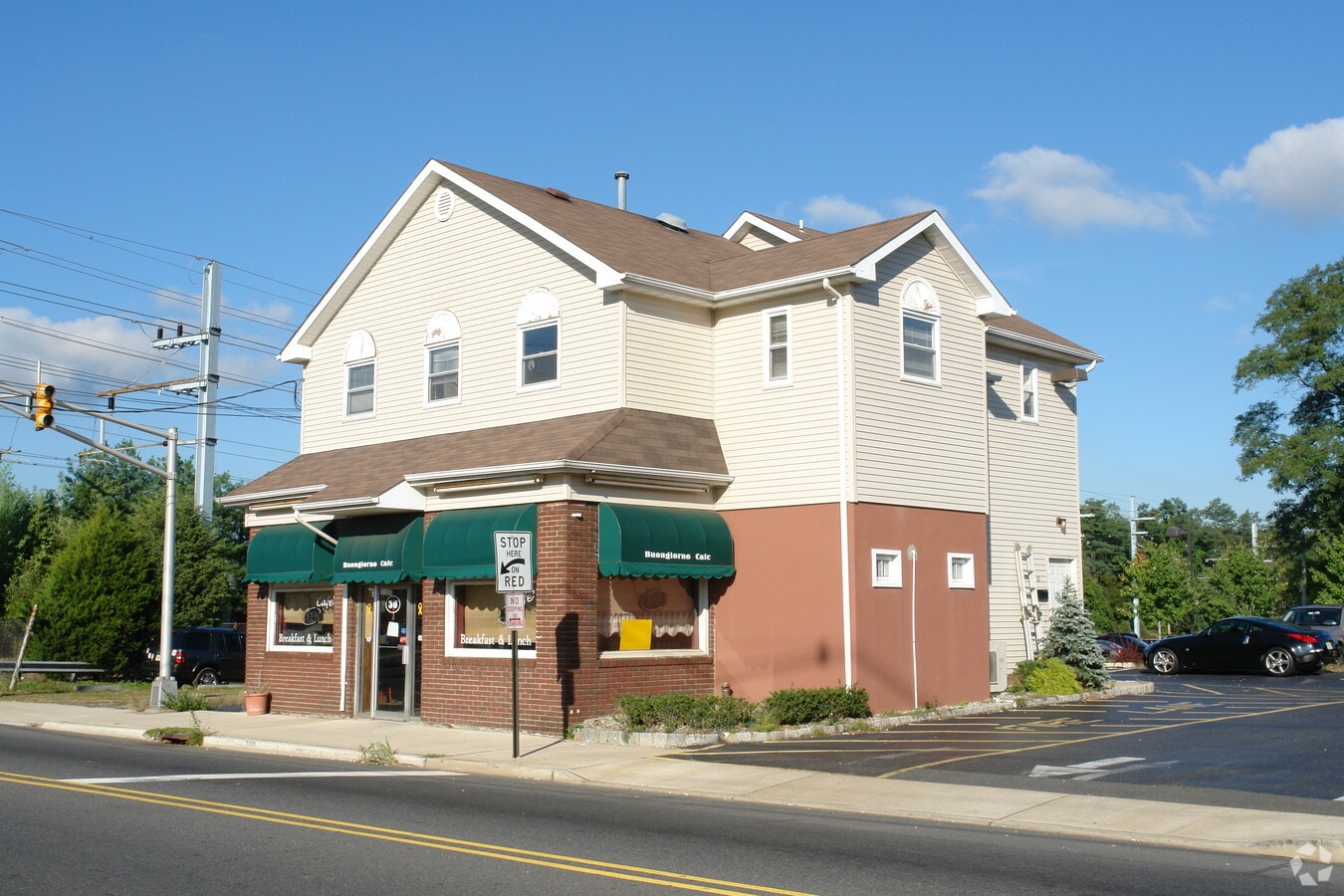 36 Main St, Matawan, NJ 07747