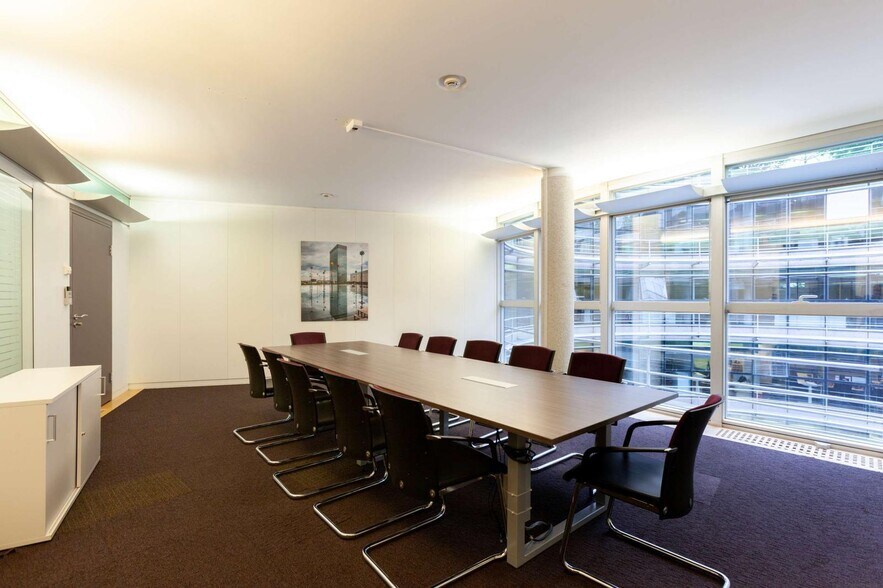 31 Rue D'Armagnac, Bordeaux for lease - Interior Photo - Image 2 of 7