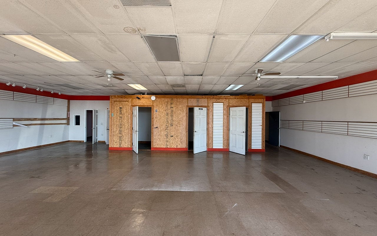2611 Lawrenceville Hwy, Decatur, GA for lease Interior Photo- Image 1 of 2