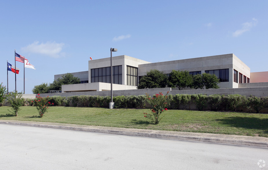 6655 Lancer Blvd, San Antonio, TX for sale - Primary Photo - Image 1 of 1