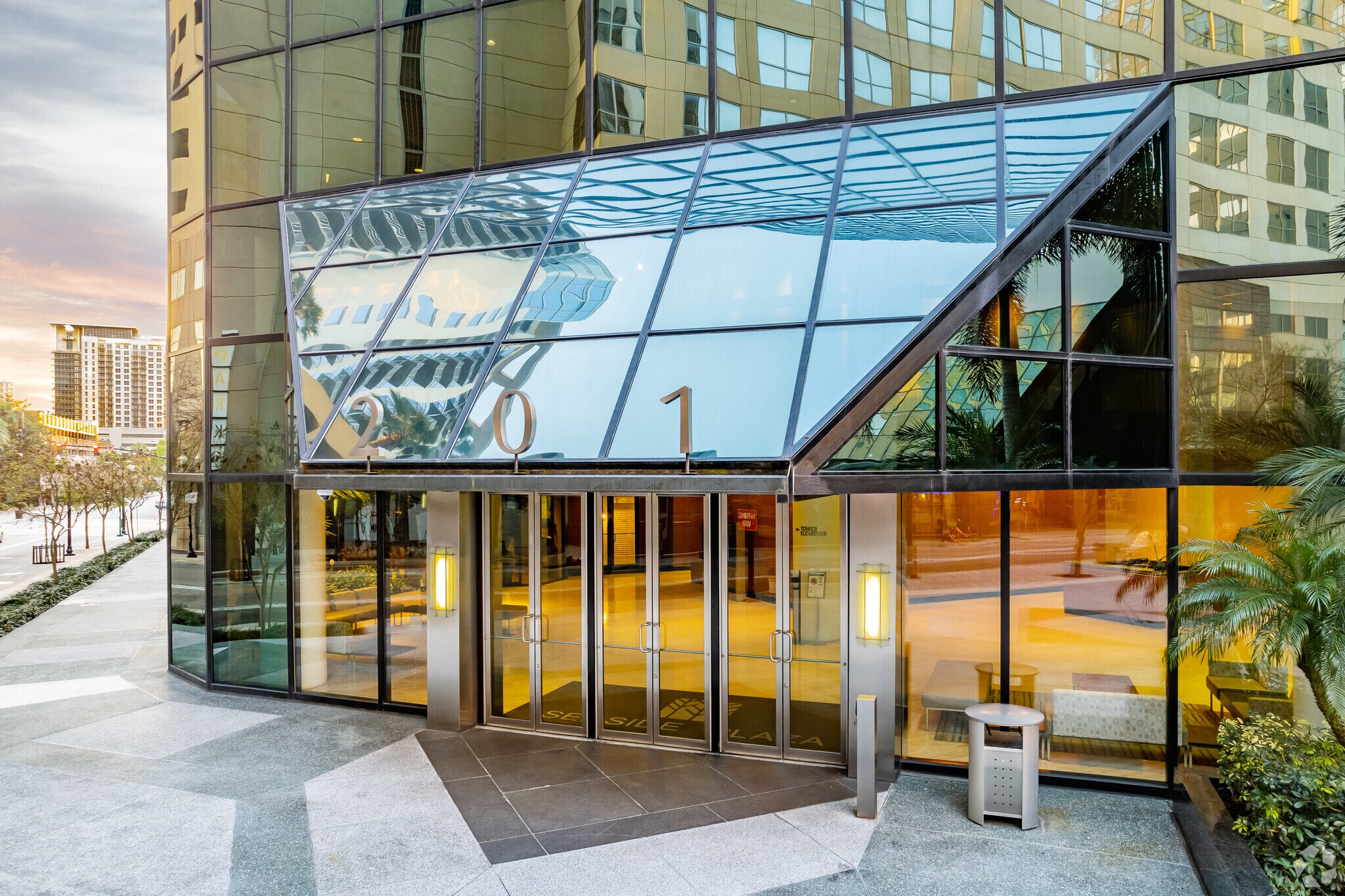 201 S Orange Ave, Orlando, FL 32801 201 South Orange