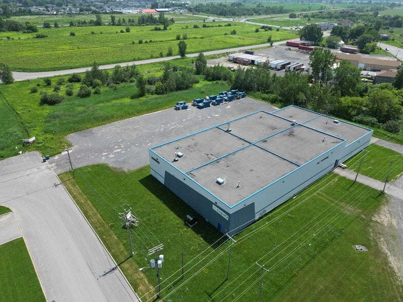 St Almira-S.-Choinière, Joliette, QC for sale - Building Photo - Image 2 of 7