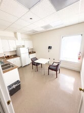 505 S Main St, Laurinburg, NC for lease Interior Photo- Image 2 of 7