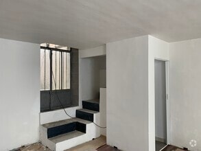 Calle de Enrique Larreta, 1, Ávila, Ávila for lease Interior Photo- Image 1 of 7