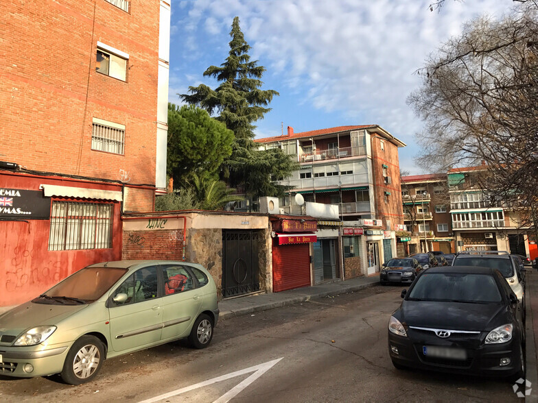 Calle de Ayamonte, 2, Madrid, Madrid for lease - Building Photo - Image 2 of 2