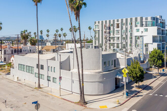 5030 W Pico Blvd, Los Angeles, CA for lease Building Photo- Image 1 of 7