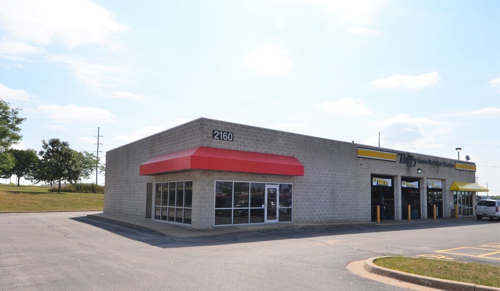 2160 Edgewood Rd, Cedar Rapids, IA for sale - Building Photo - Image 1 of 1