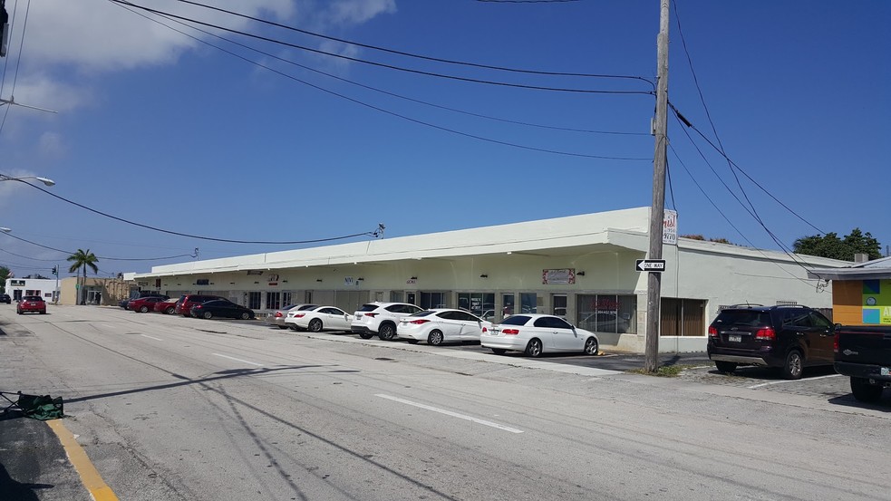 200-224 NE 1st Ave, Hallandale, FL 33009 | LoopNet