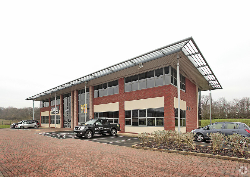 6500 Daresbury Park, Warrington for lease - Primary Photo - Image 1 of 10