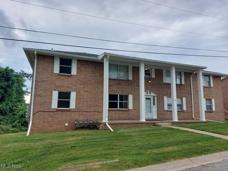 435 Woodland Ave, Steubenville, OH for sale - Building Photo - Image 1 of 46