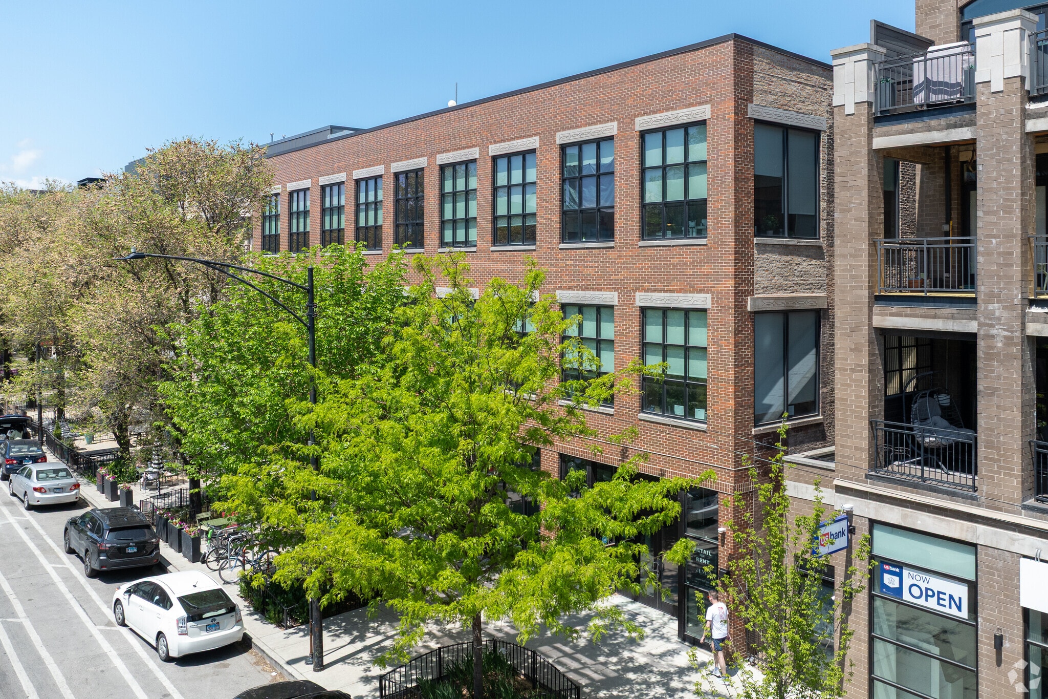 1714-1720 W Division St, Chicago, IL for lease Primary Photo- Image 1 of 22