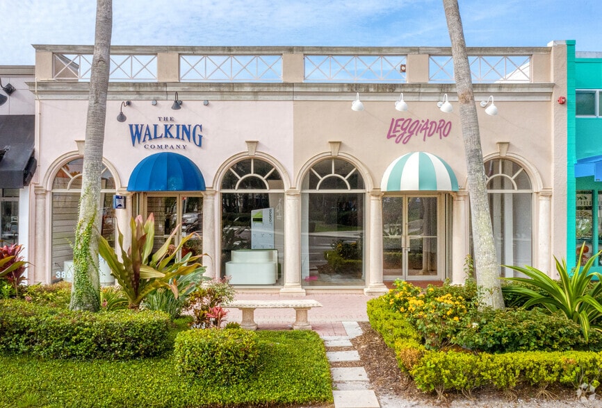 380 St Armands Cir, Sarasota, FL for lease - Building Photo - Image 3 of 9