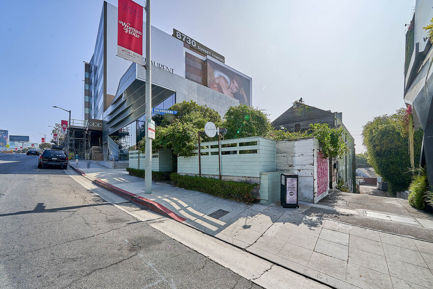 8752 W Sunset Blvd, West Hollywood, CA for lease - Building Photo - Image 3 of 10