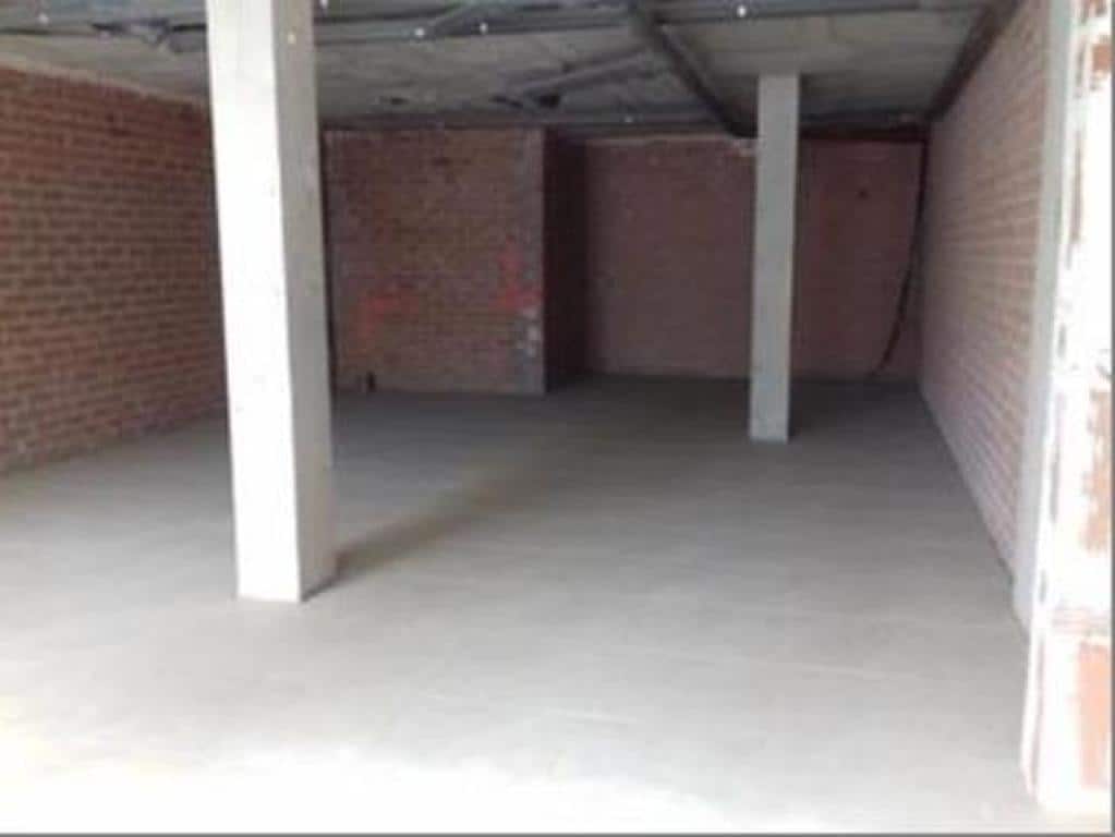 Sabadell, BAR 08205 - Unit 01 - - Interior Photo - Image 1 of 2