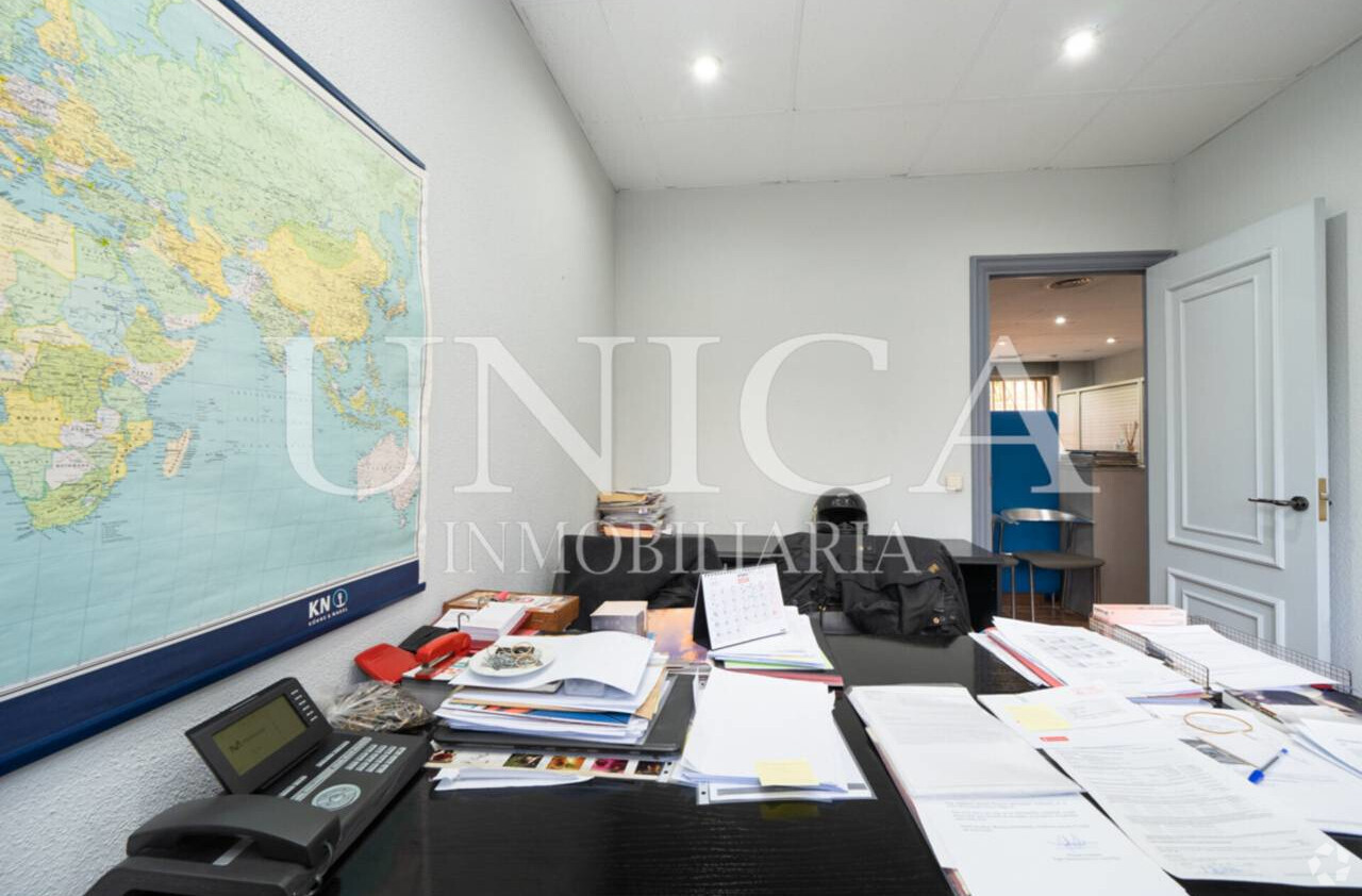 Madrid, MAD 28016 - Unit Puerta A, Esc. 1 -  - Interior Photo - Image 1 of 25