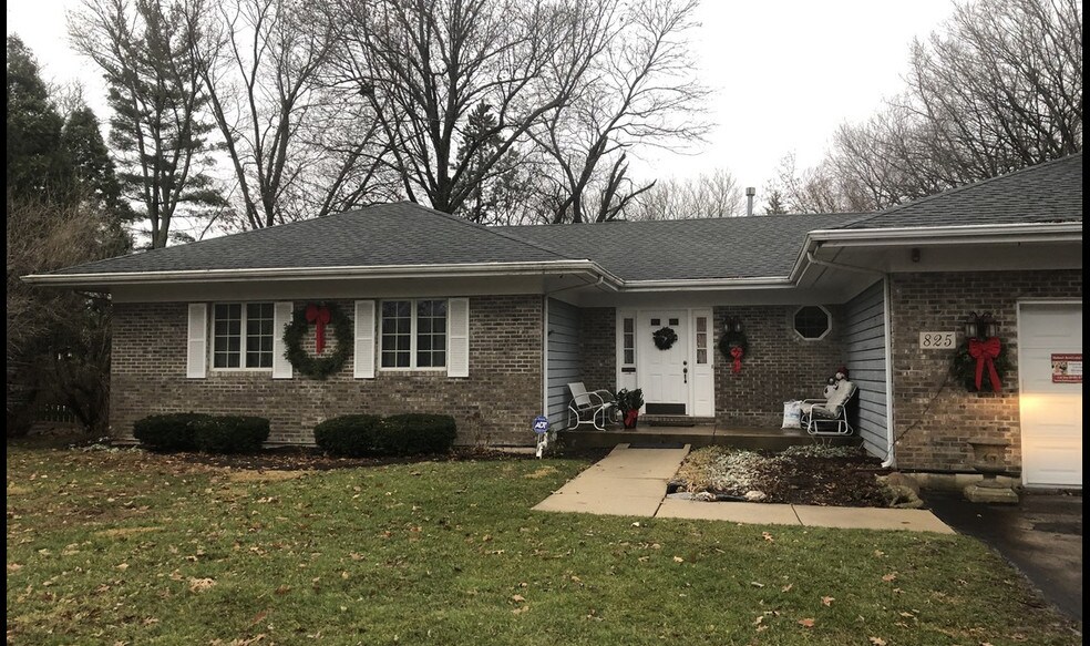 825 N 5th Ave, St Charles, IL for sale - Other - Image 1 of 1