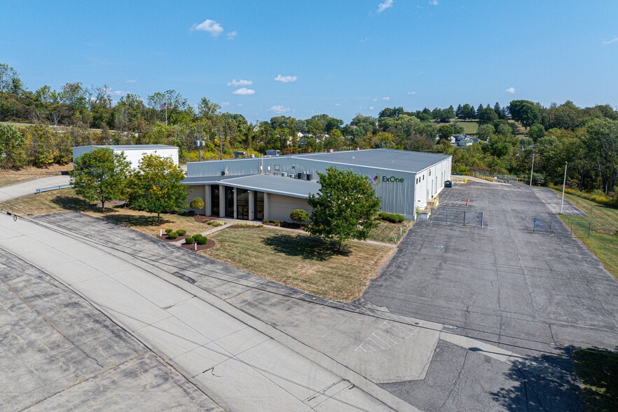 127 Industry Blvd, North Huntingdon, PA for sale - Building Photo - Image 2 of 4