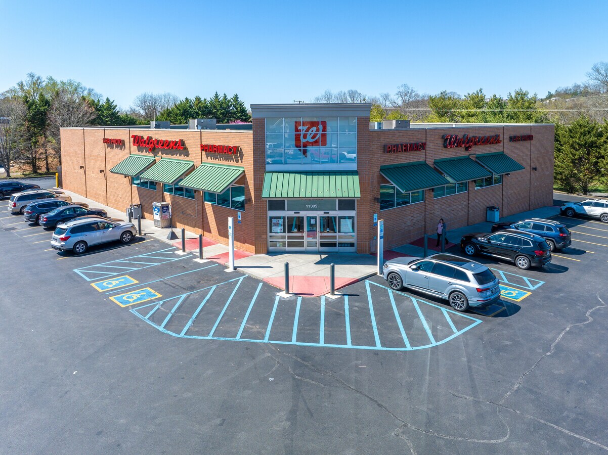 Walgreens, Seymour, TN 37865 NNN Lease Strong Sales Below Market