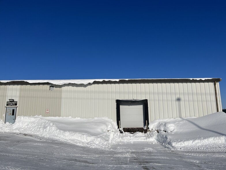 1402 43rd St N, Fargo, ND for lease - Building Photo - Image 3 of 17