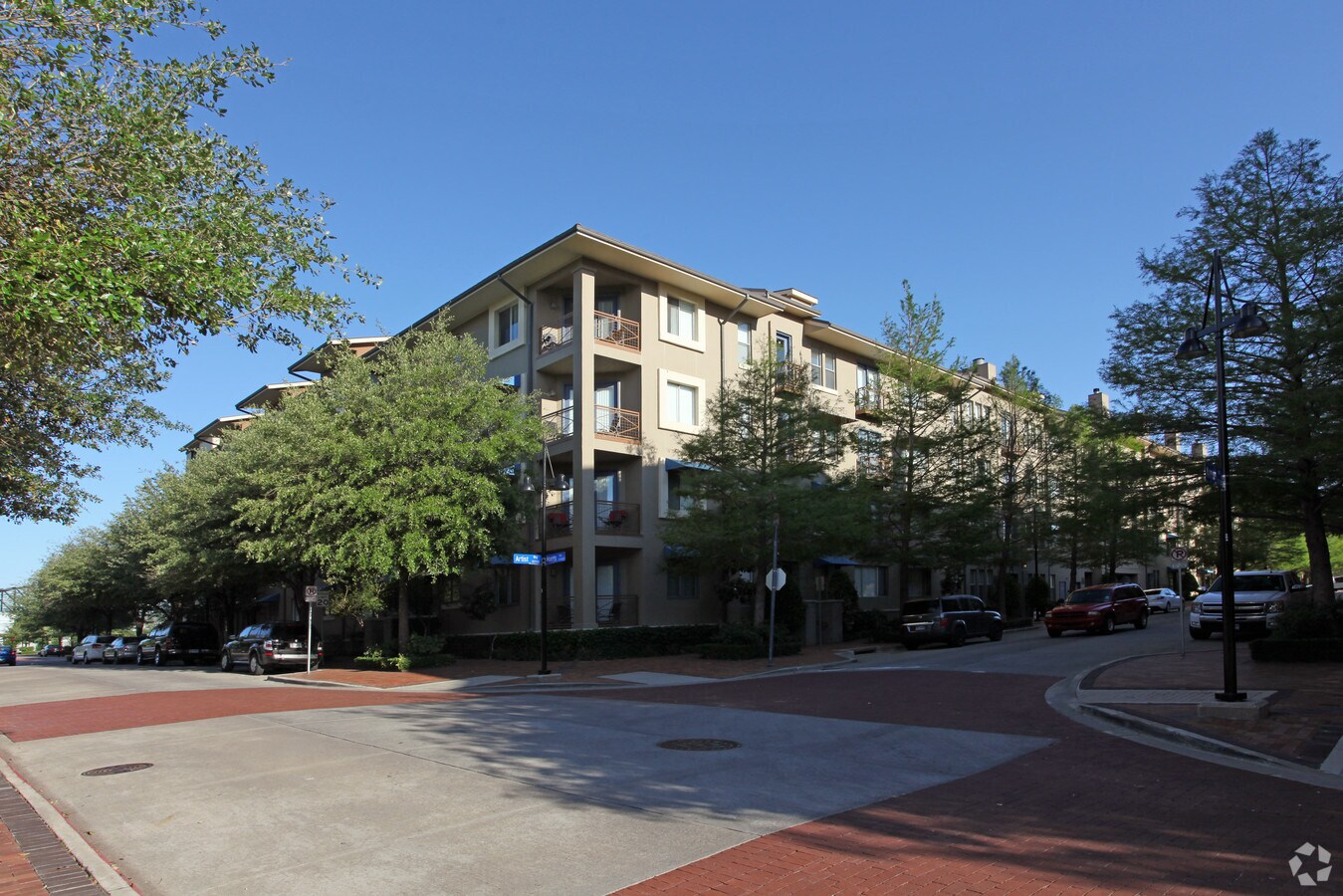 View Photo