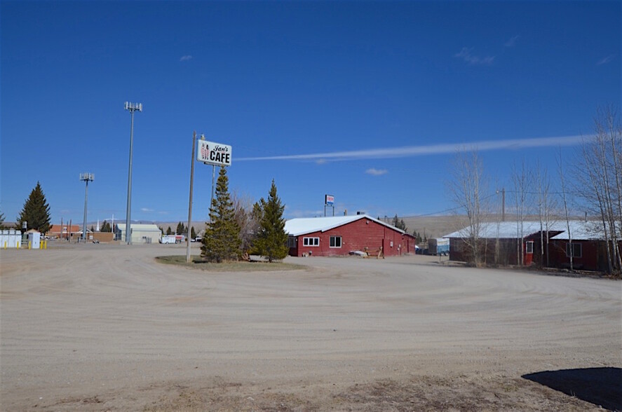 108 Bailey St, Lima, MT for sale - Primary Photo - Image 1 of 33