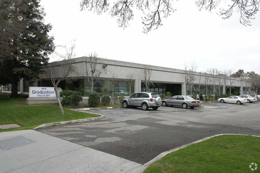 117 Fourier Ave, Fremont, CA for sale - Primary Photo - Image 1 of 2