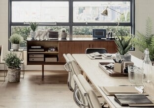 Fleming Way, Isleworth for lease Interior Photo- Image 2 of 3