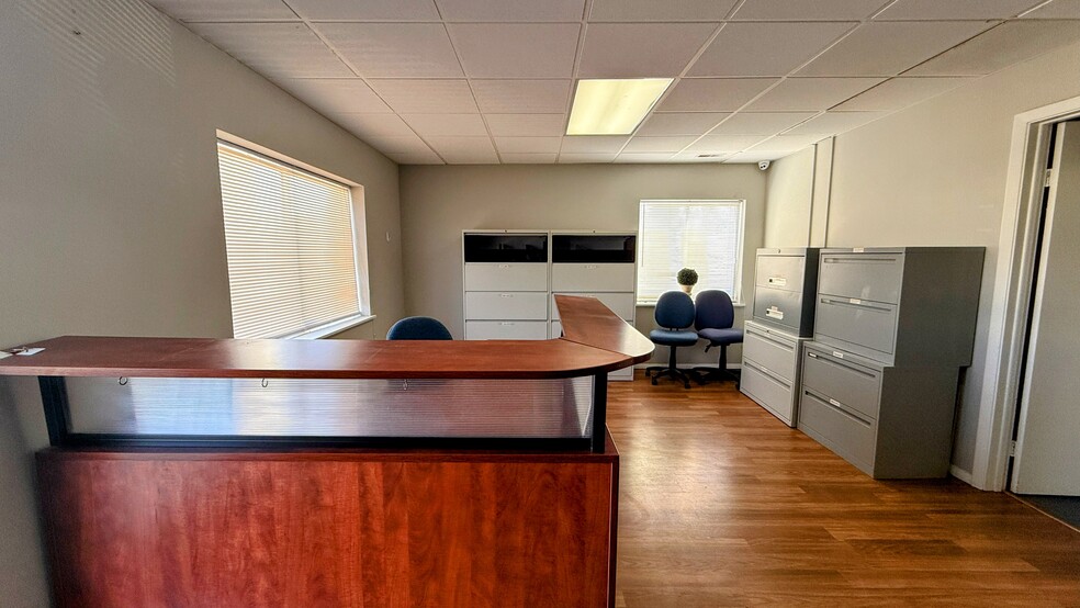 151 E Decatur St, Decatur, IL for lease - Interior Photo - Image 3 of 27