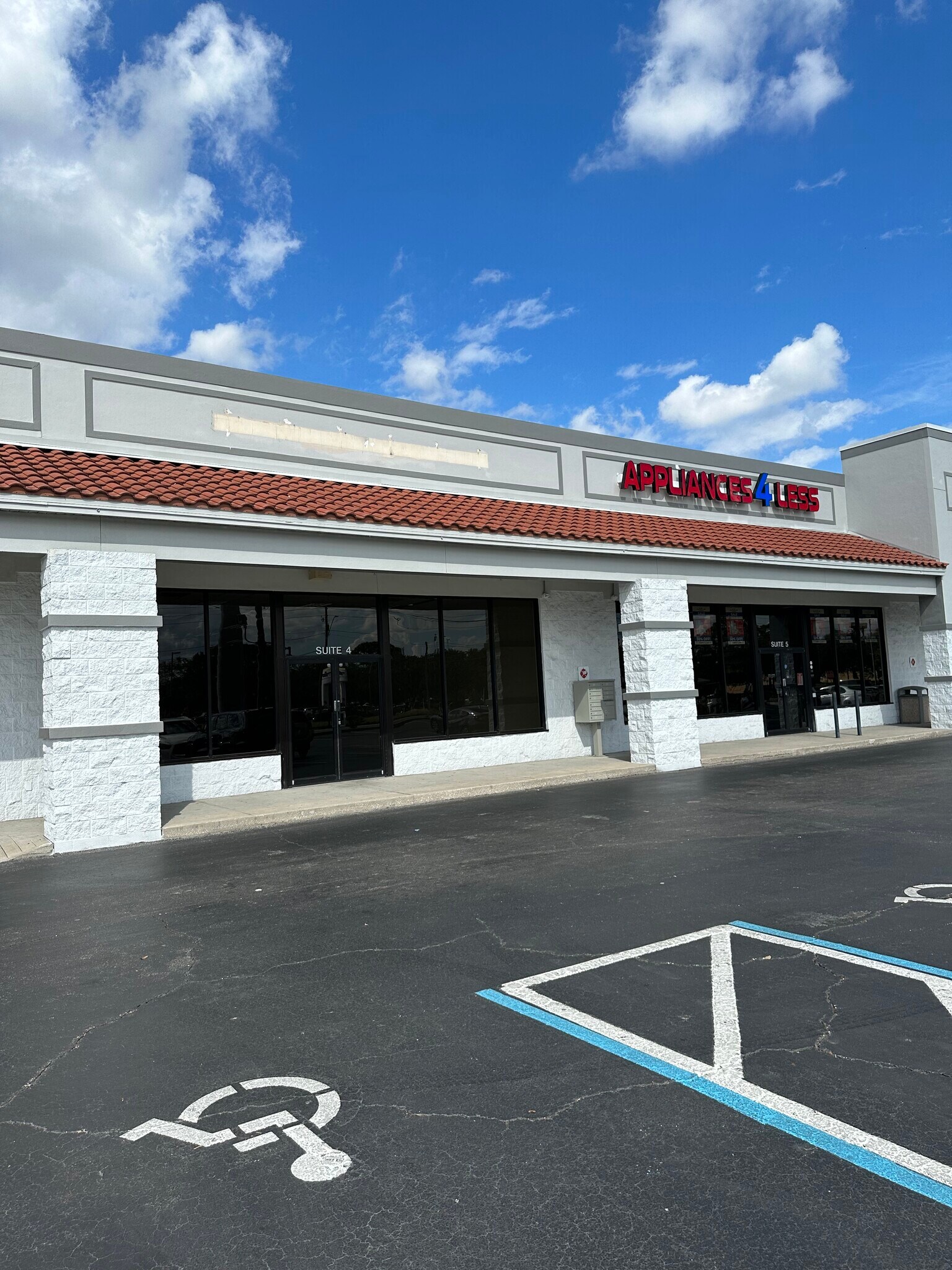 1233 W Sand Lake Rd, Orlando, FL 32809 Sand Lake Plaza