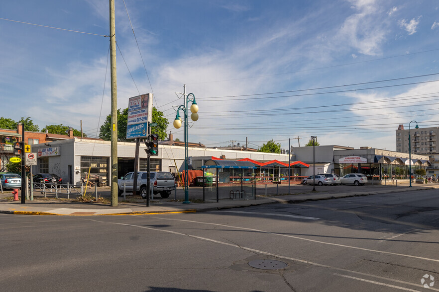 4745 Rue Jean-Talon E, Montréal, QC for sale - Building Photo - Image 1 of 1