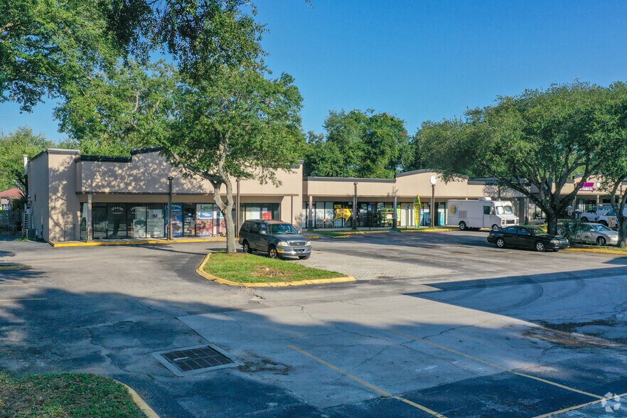 1450 Skipper Rd, Lutz, FL 33549 - Skipper Square | LoopNet