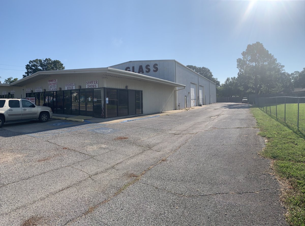 606 N University Ave, Lafayette, LA for sale Primary Photo- Image 1 of 1