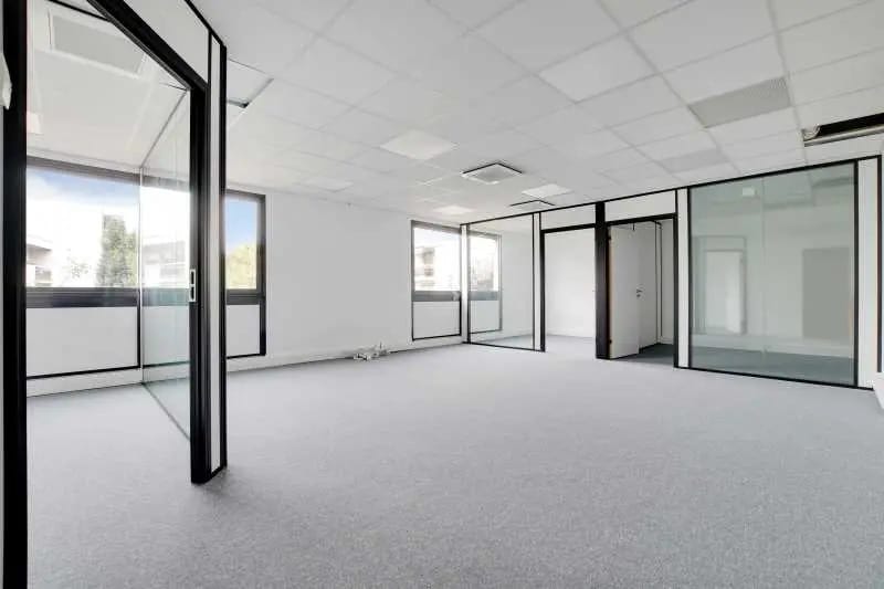 Location Bureaux 254 m² à 765 m² - Photo 1