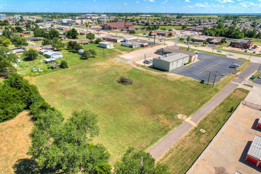 601 E State Highway 152, Mustang, OK for sale - Building Photo - Image 3 of 11