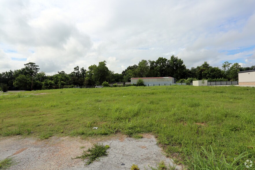 6226 E Tidwell Rd, Houston, TX 77016