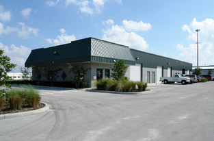 6413 Pinecastle Blvd, Orlando FL - Warehouse