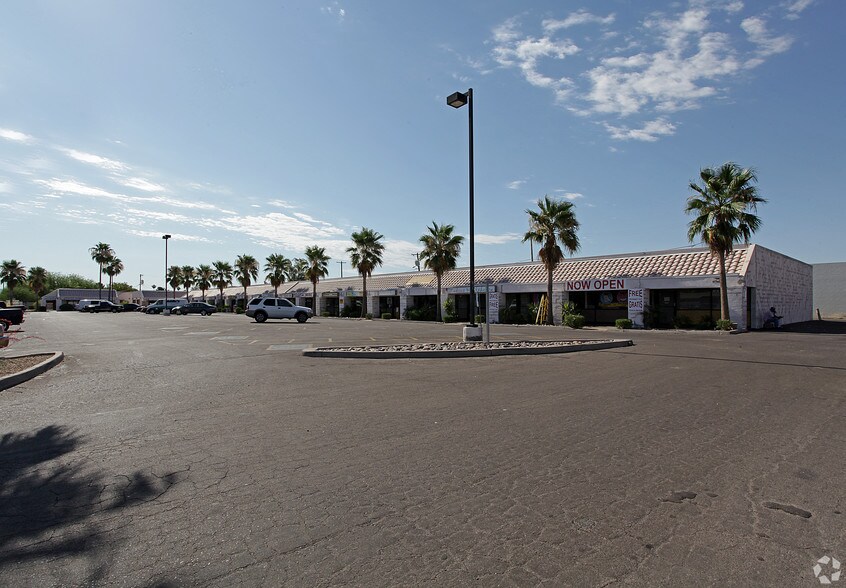 1241 E Broadway Rd, Mesa, AZ for lease - Building Photo - Image 3 of 17