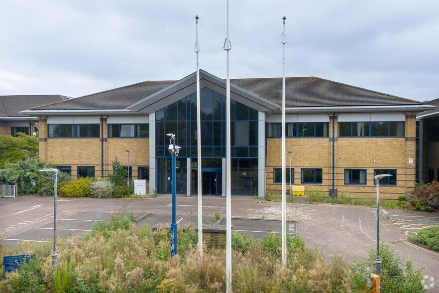 Paradise Way, Coventry for sale - Primary Photo - Image 1 of 1