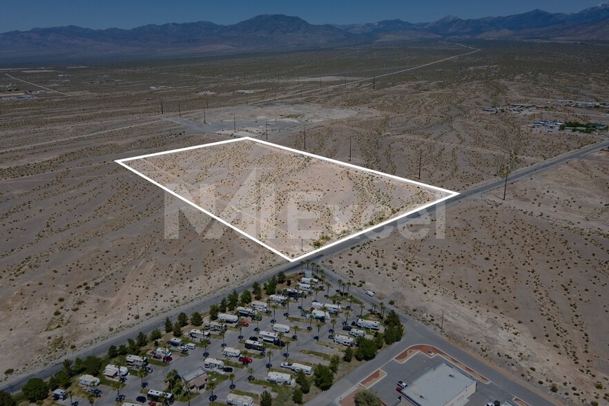 2440 Charleston Park ave, Pahrump, NV for sale - Building Photo - Image 2 of 6