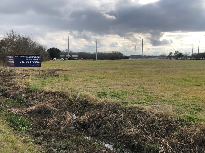 State Highway 35 Bypass & Steele Rd, Alvin, TX for sale - Primary Photo - Image 2 of 3