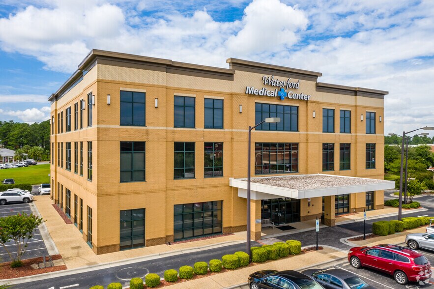 Office in Leland, NC for sale - Primary Photo - Image 1 of 1