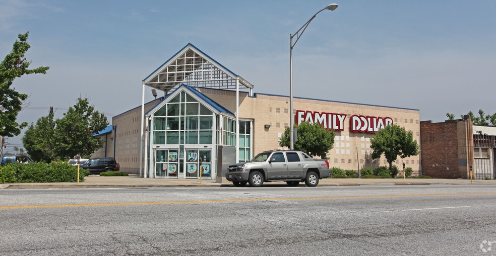 2020 Harford Rd, Baltimore, MD for sale - Building Photo - Image 1 of 8